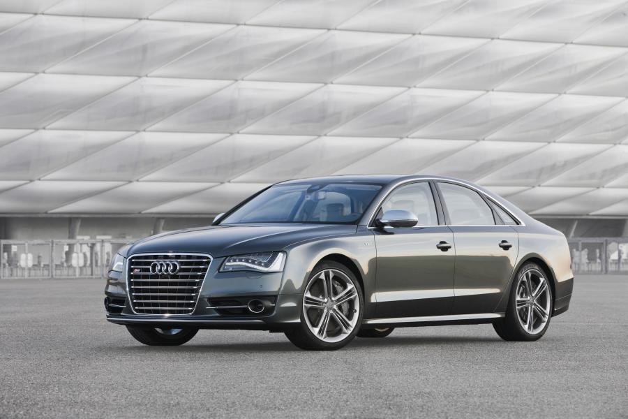  Audi S8 (D4) 2012 года  (NA) (фото 48 из 53)